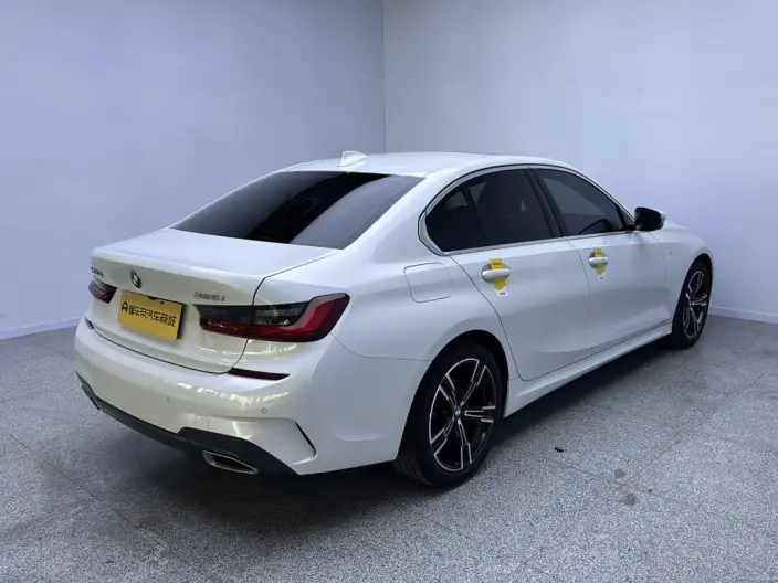 BMW 3 Series 2022 Model Facelift 325i M Sports Set – фото 7