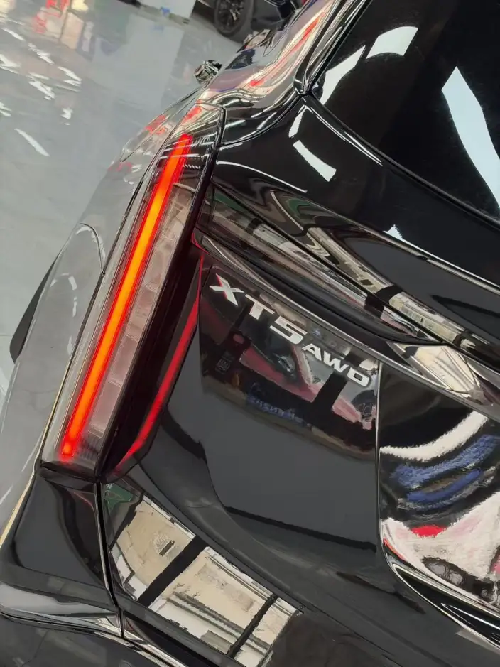 Cadillac XT5 2025 Model 28T 4WD Noble Model – фото 4