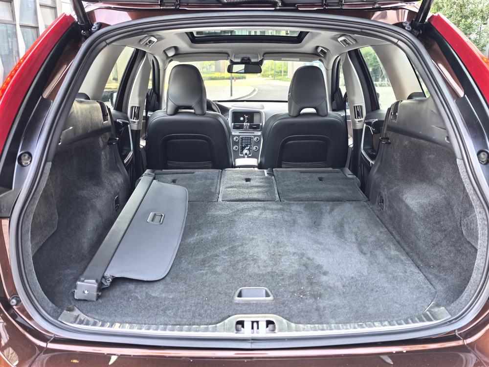 Volvo XC60 2015 T5 AWD Smart Far – фото 13
