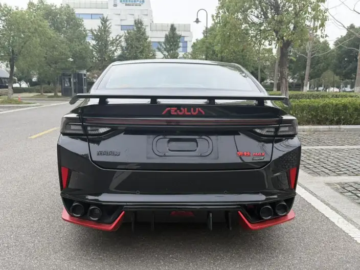 Yixuan Max 2022 Model 1.5T Dark Night Edge Edition – фото 5