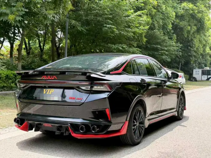 Yixuan Max 2022 Model 1.5T Dark Night Edge Edition – фото 6