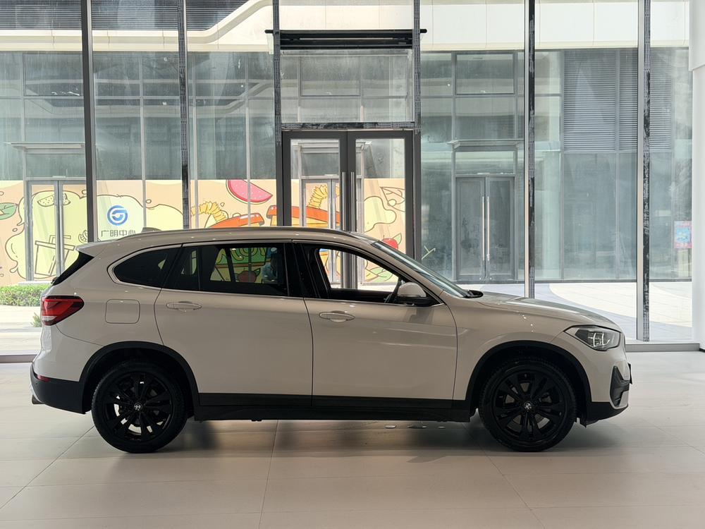 BMW X1 2021 Modified sDrive20Li Stylish – фото 8