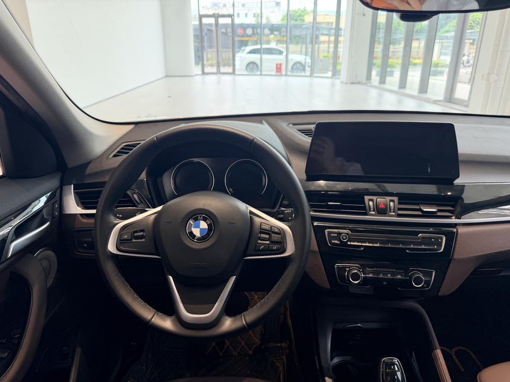 BMW X1 2021 Modified sDrive20Li Stylish – фото 24