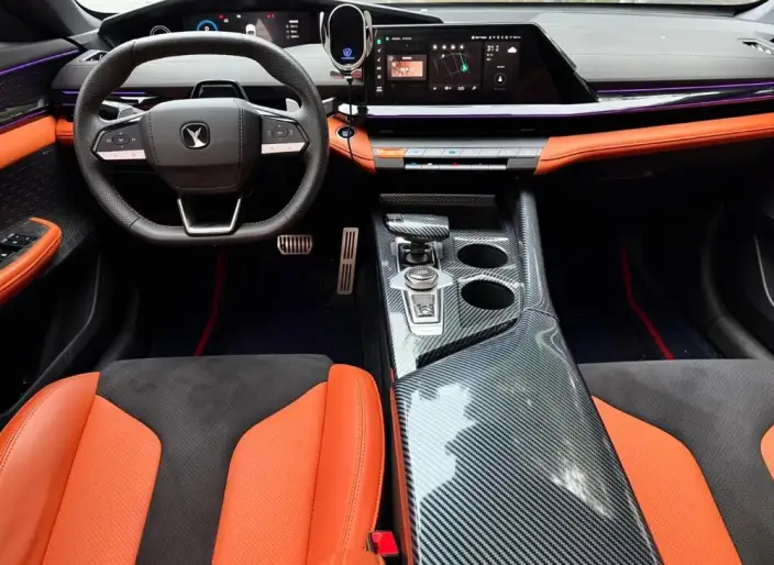 Changan UNI-V 2022 Model 1.5T Sports Edition – фото 10