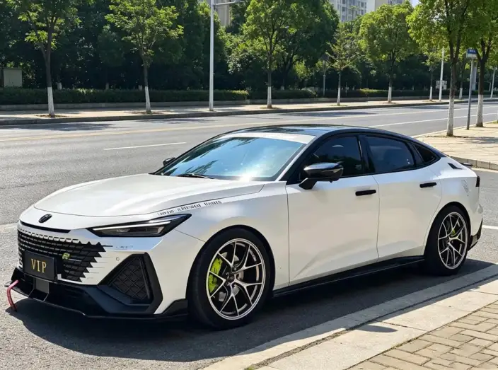 Changan UNI-V 2022 Model 1.5T Sports Edition