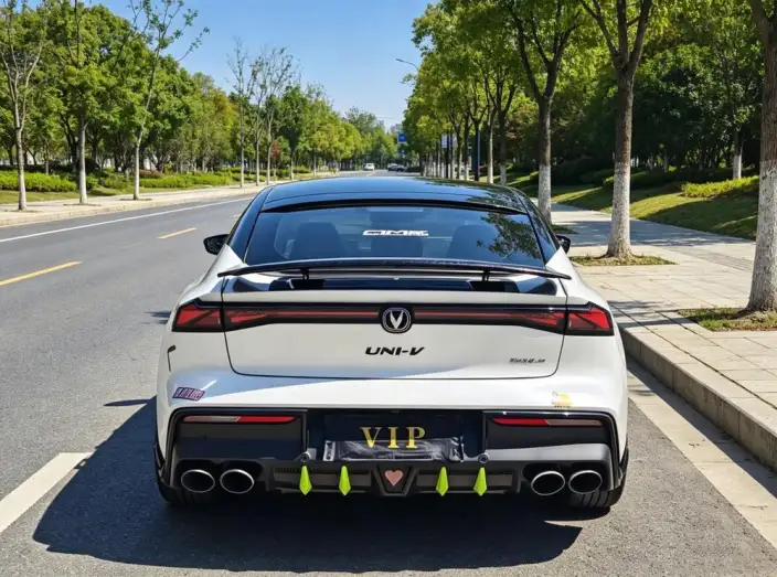Changan UNI-V 2022 Model 1.5T Sports Edition