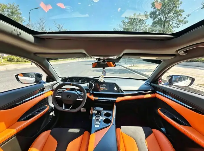 Changan UNI-V 2022 Model 1.5T Sports Edition – фото 8