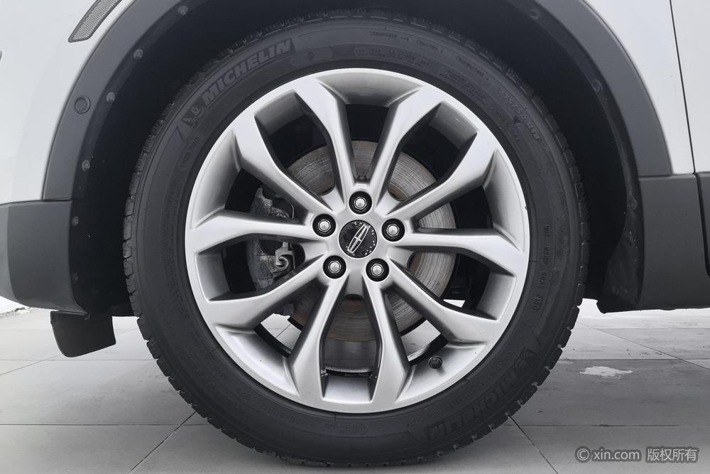 Lincoln MKC 2018 2.0T FWD Prestige – фото 8