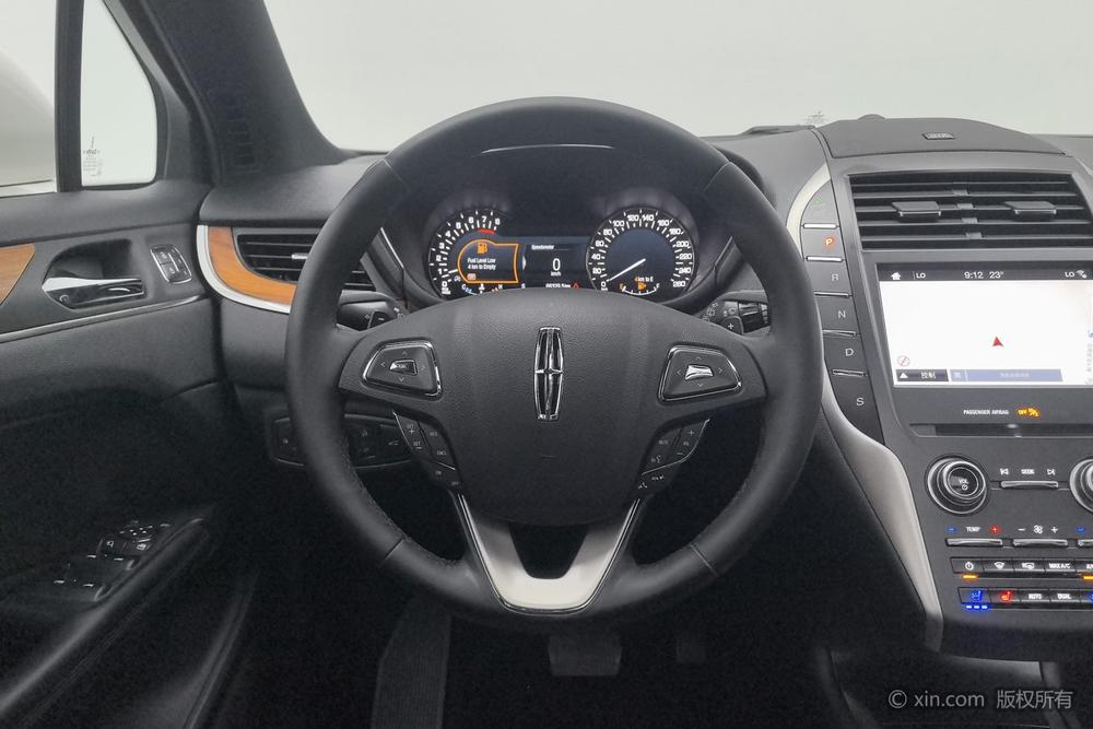 Lincoln MKC 2018 2.0T FWD Prestige – фото 14