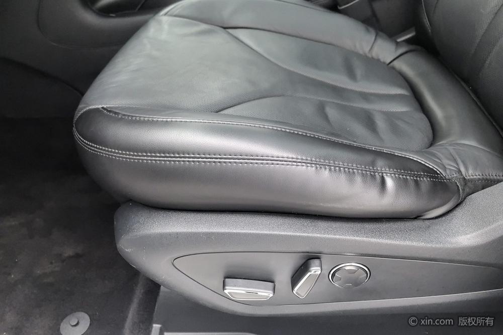 Lincoln MKC 2018 2.0T FWD Prestige – фото 18