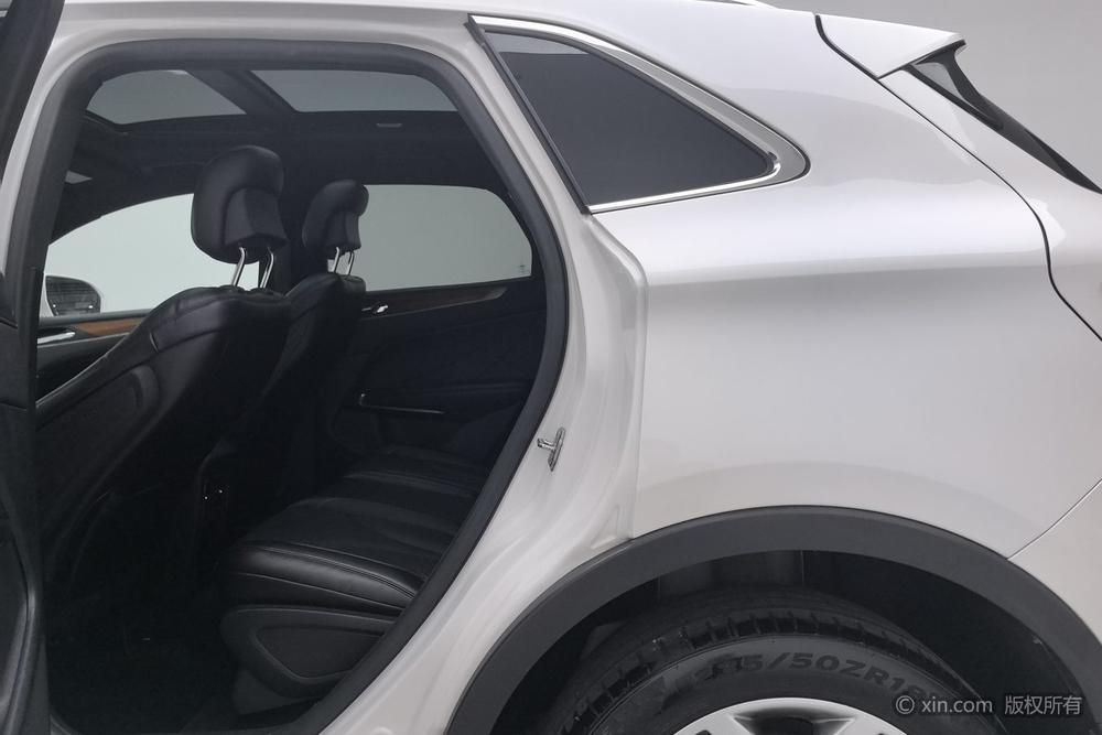 Lincoln MKC 2018 2.0T FWD Prestige – фото 19