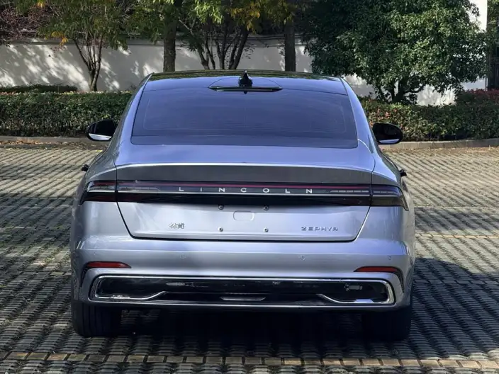Lincoln Z 2022 Model i Xiang Zun Shang Edition – фото 6