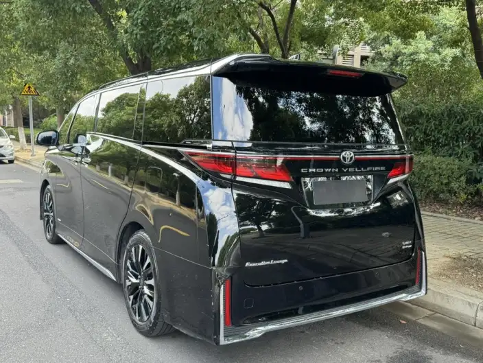 Vellfire 2023 Model Toyota Crown 2.5L Intelligent Hybrid 4WD Supreme Executive Edition – фото 4