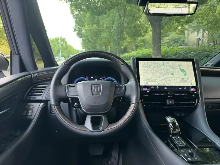 Vellfire 2023 Model Toyota Crown 2.5L Intelligent Hybrid 4WD Supreme Executive Edition – фото 8