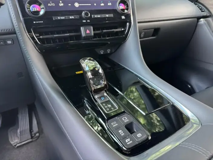 Vellfire 2023 Model Toyota Crown 2.5L Intelligent Hybrid 4WD Supreme Executive Edition – фото 9