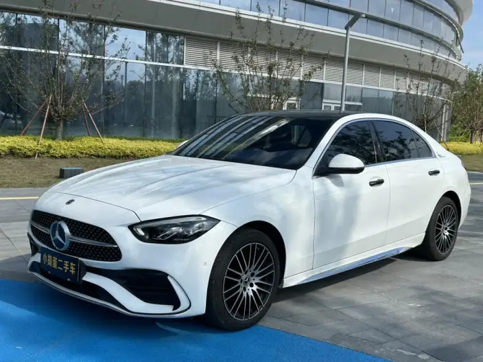 Mercedes-Benz C-Class 2024 Model C 260 L Sports Edition – фото 1