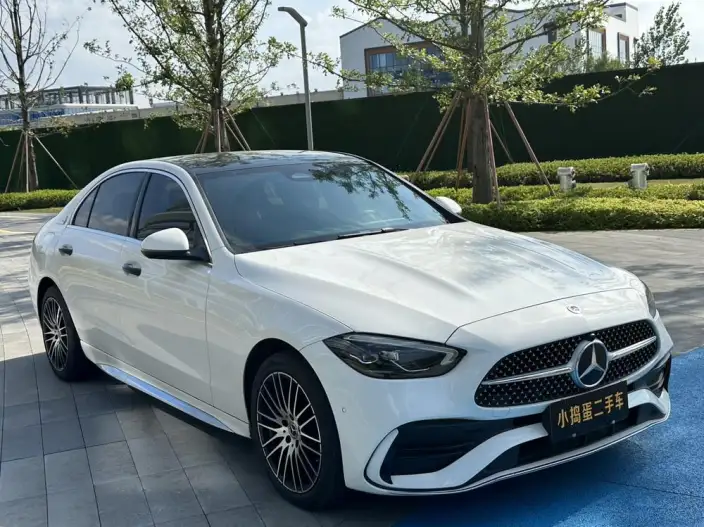 Mercedes-Benz C-Class 2024 Model C 260 L Sports Edition – фото 3