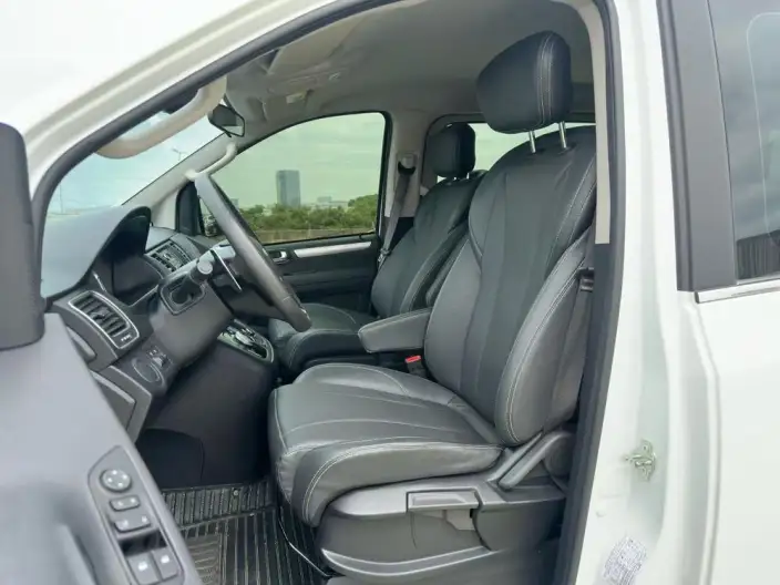 Maxus G10 2022 Model 2.0T Petrol Automatic Smart Edition 7 seat – фото 8