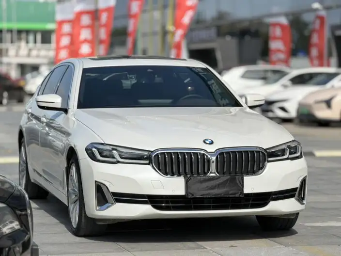 BMW 5 Series 2022 Model Facelift 530Li Exclusive Model Luxury Set – фото 3