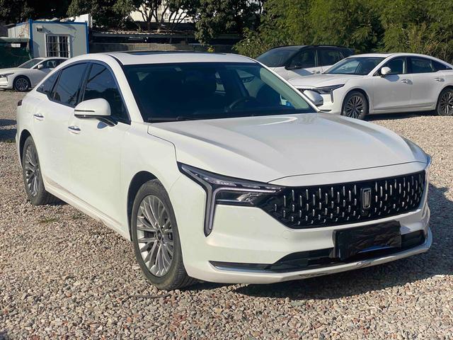 Bestune B70 2022 Third Gen 1.5T Automatic Enjoy – фото 3