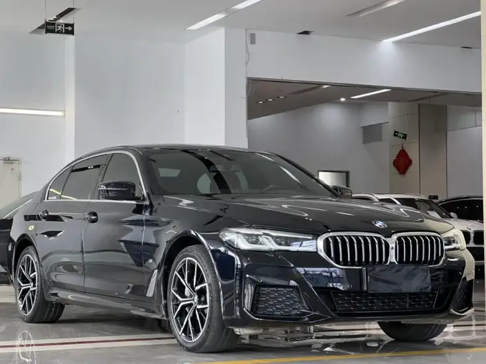 BMW 5 Series 2022 Model Facelift II 530Li Exclusive Model M Sports Set – фото 3