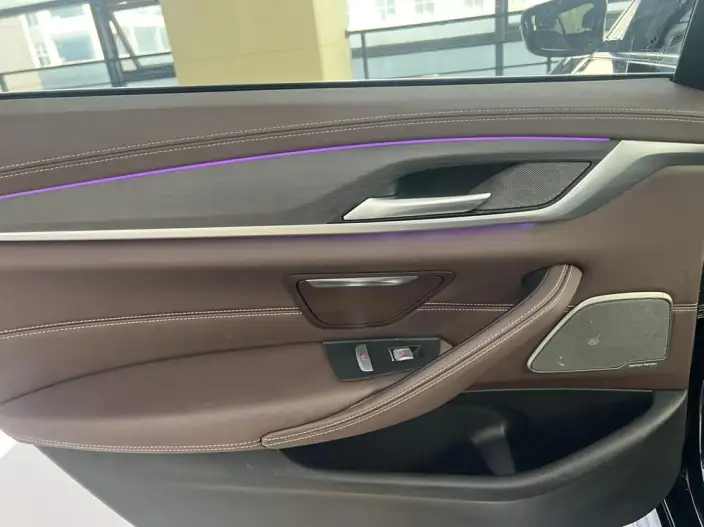 BMW 5 Series 2023 Model Facelift 530Li Exclusive Model M Sports Set – фото 8