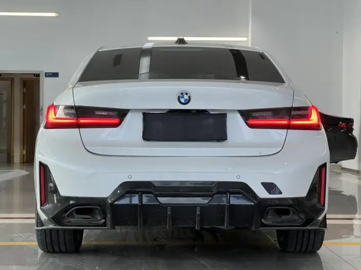 BMW 3 Series 2023 Model 330i M Sports Night Set – фото 5