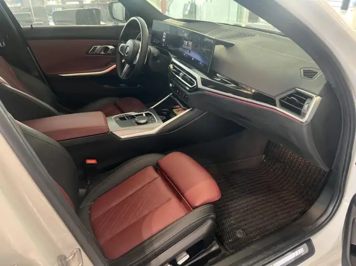 BMW 3 Series 2023 Model 330i M Sports Night Set – фото 7