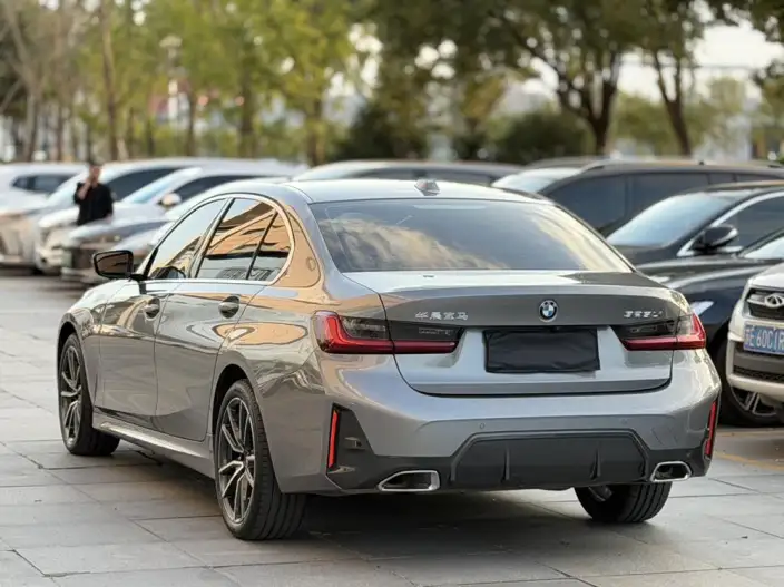BMW 3 Series 2023 Model 320Li M Sports Set – фото 4