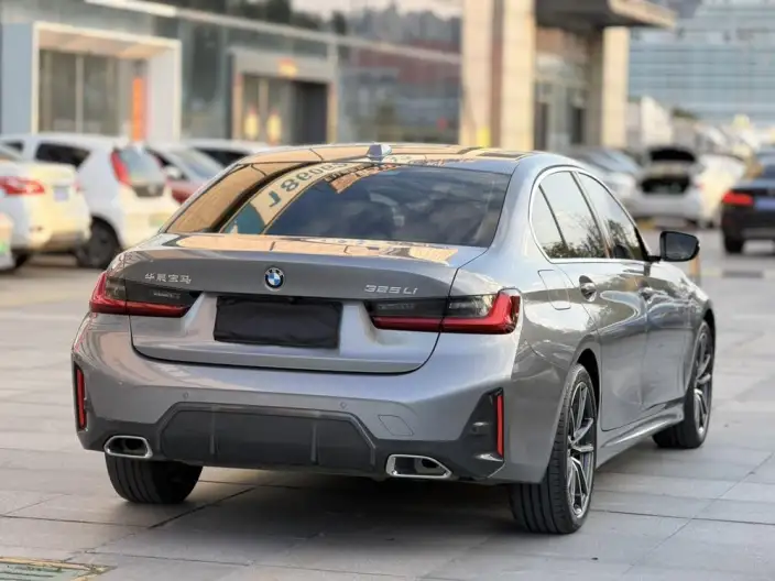 BMW 3 Series 2023 Model 320Li M Sports Set – фото 6