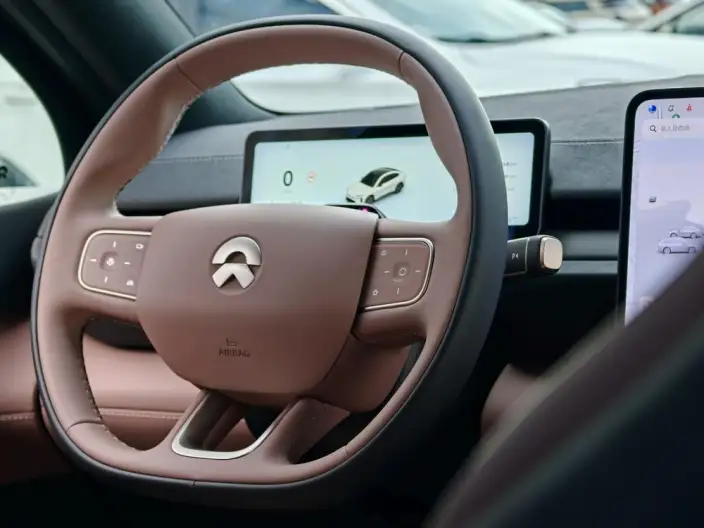 NIO EC6 2025 Model 75kWh – фото 9