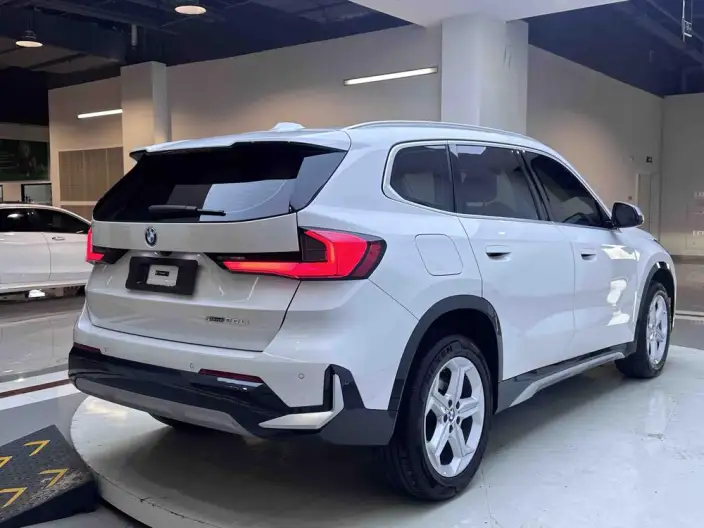 BMW X1 2023 Model sDrive20Li X Design Set – фото 7