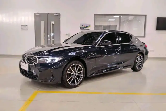 BMW 3 Series 2026 Model 325Li M Sports Set – фото 1