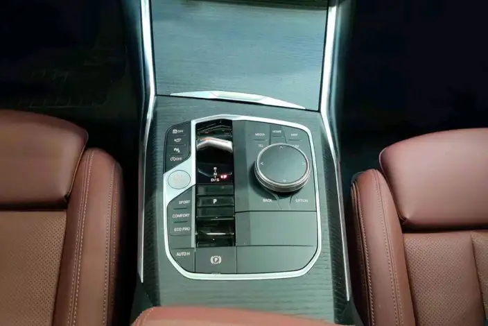 BMW 3 Series 2026 Model 325Li M Sports Set – фото 9