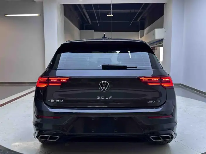 Volkswagen Golf 2023 Model Facelift 280TSI DSG R-Line Lite – фото 6