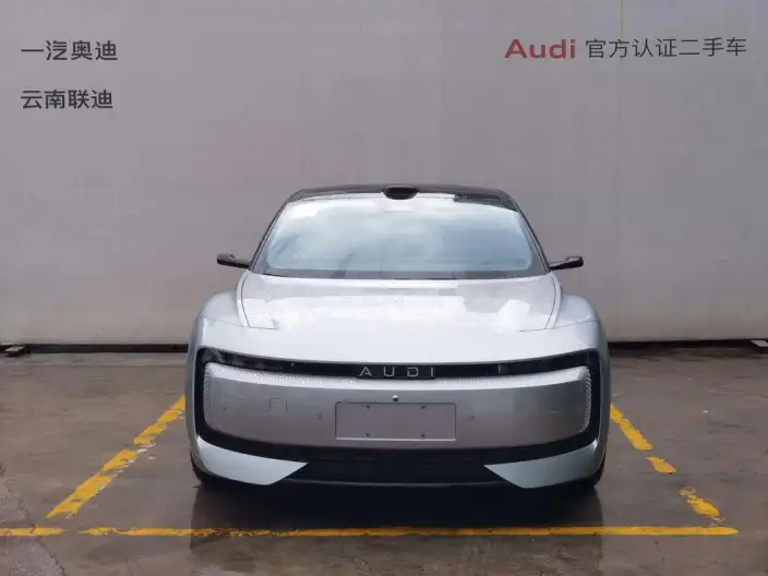 AUDI E5 Sportback 2026 Model Pioneer quattro Model