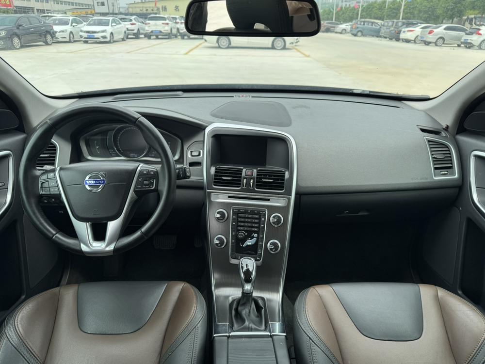 Volvo XC60 2015 T5 AWD Smart Far – фото 13