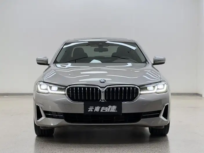 BMW 5 Series 2022 Model 525Li Luxury Set – фото 2