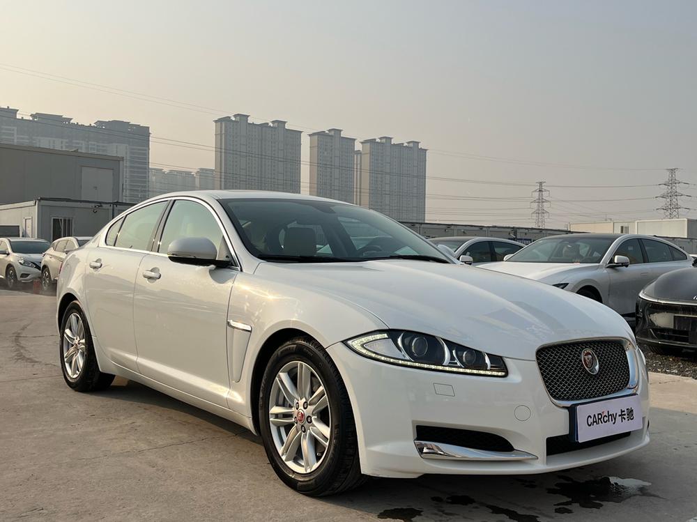 Jaguar XF 2014 модификация XF 2.0T Landwind Fenghua Edition – фото 3
