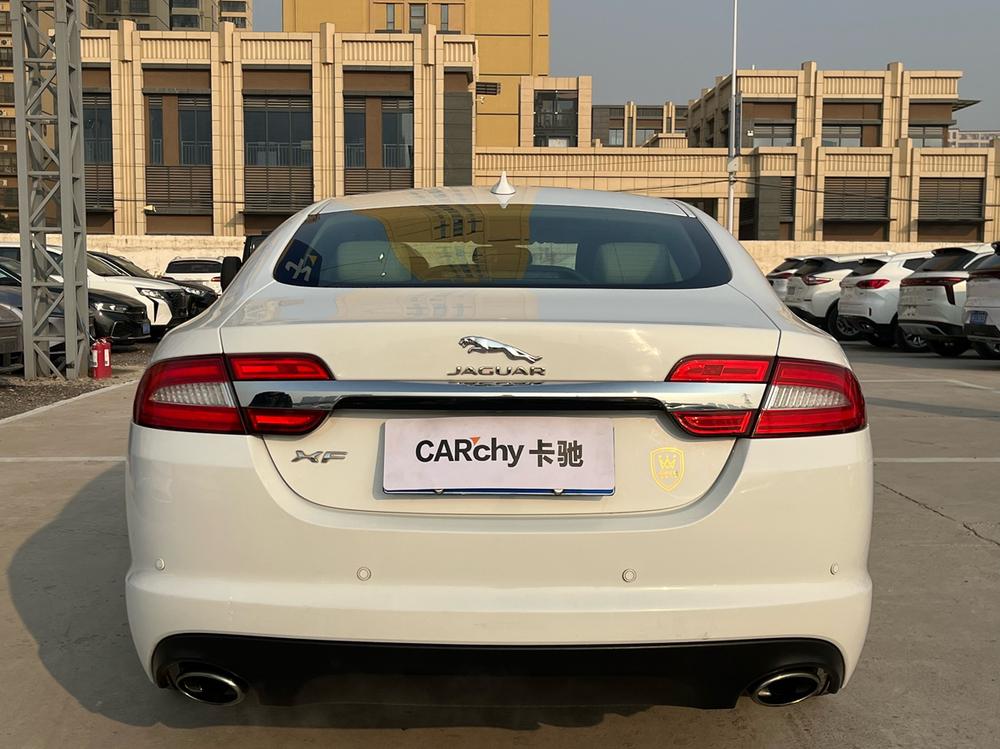 Jaguar XF 2014 модификация XF 2.0T Landwind Fenghua Edition – фото 5