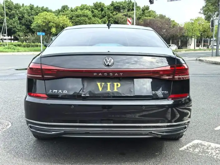 Volkswagen Passat 2022 Model 330TSI Deluxe Edition – фото 5