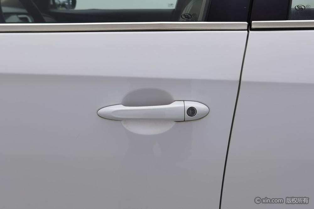 Buick Excelle Модель 2018 года 15T Manual Elite National V – фото 10