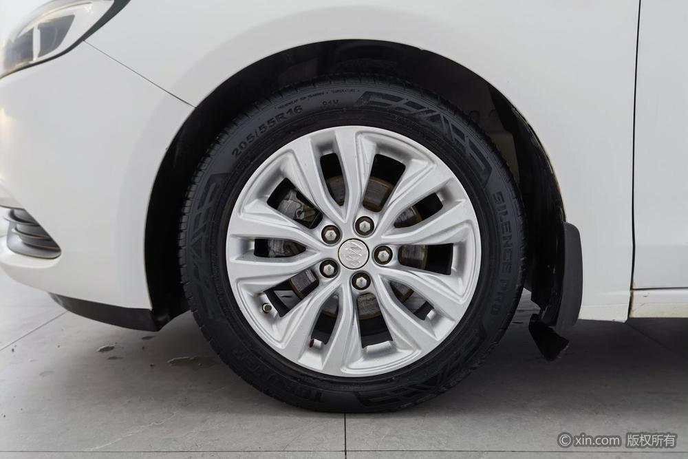Buick Excelle Модель 2018 года 15T Manual Elite National V – фото 11