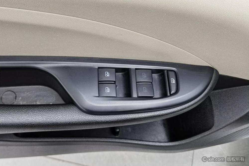 Buick Excelle Модель 2018 года 15T Manual Elite National V – фото 22