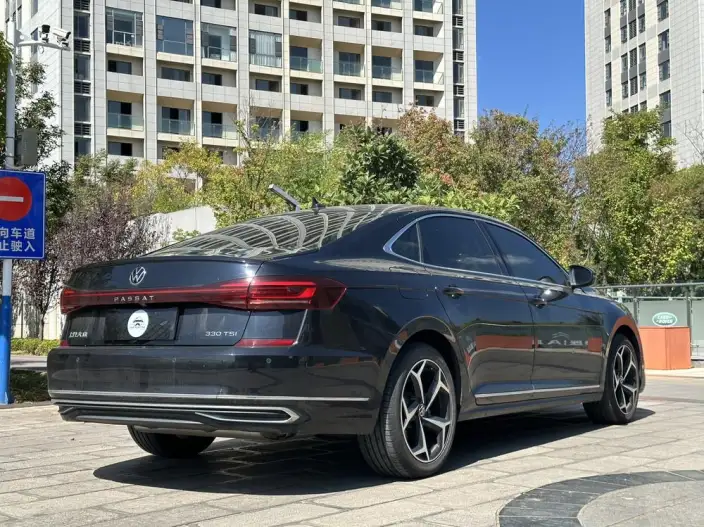 Volkswagen Passat 2023 Model Facelift 330TSI Starry sky Deluxe Edition – фото 7