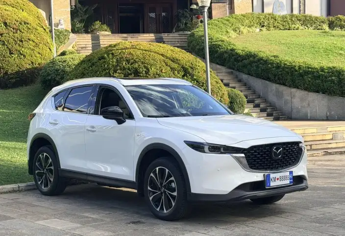 Mazda CX-5 2022 Model 2.5L Automatic 2WD Smart Prestige Model