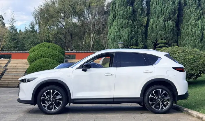 Mazda CX-5 2022 Model 2.5L Automatic 2WD Smart Prestige Model