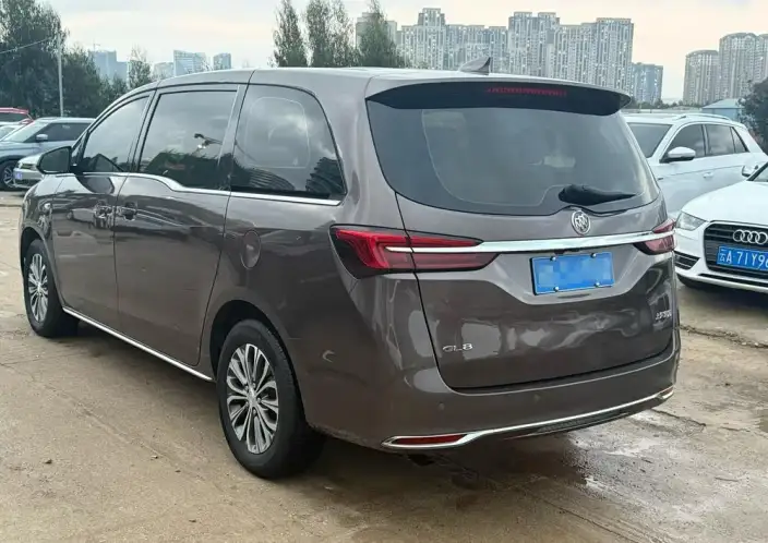 Buick GL8 2022 Model Facelift Business class 2.0T Smart Enjoy Model