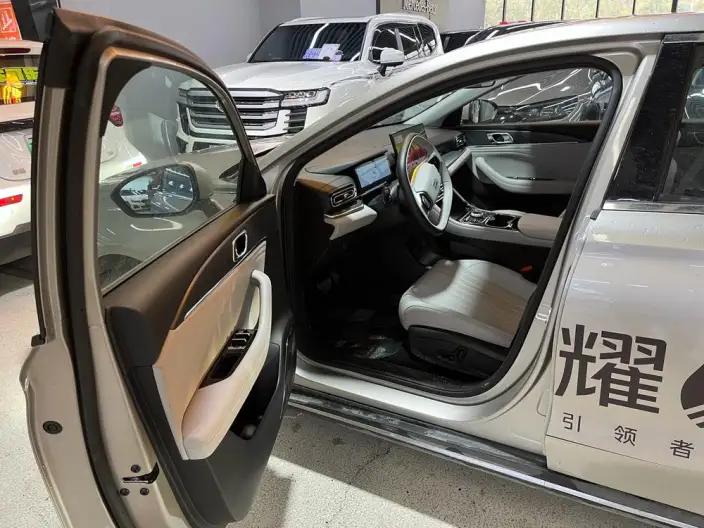 Geely Star Edition 6 2026 Model EM 125km Tiggo + Edition – фото 7