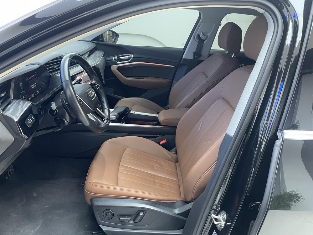 AUDI e-tron Imported Модель 2019 года 55 quattro Tech тип – фото 8
